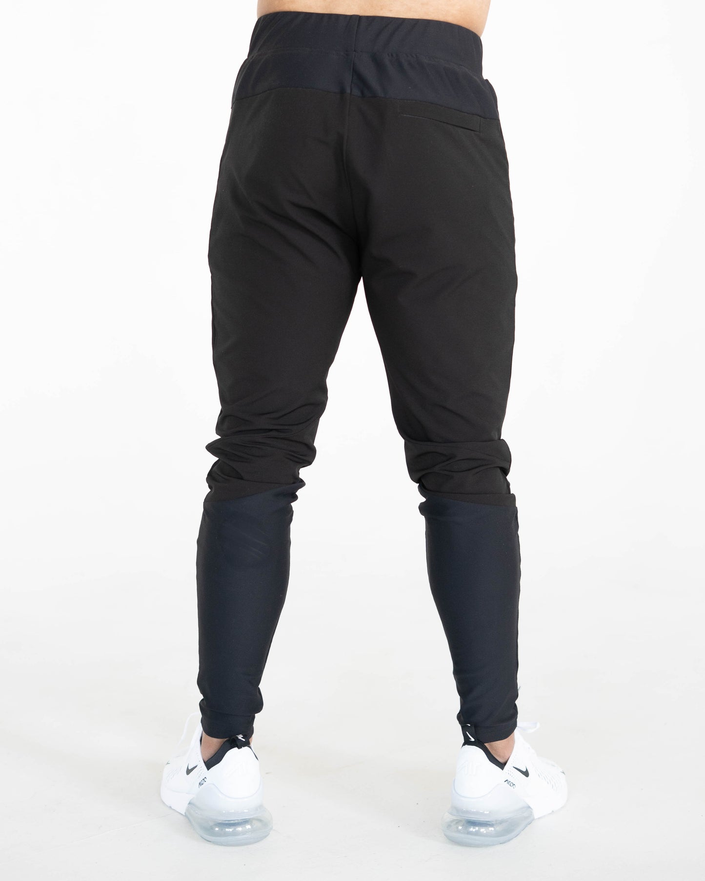 Identity Hybrid Tech Pant - Black